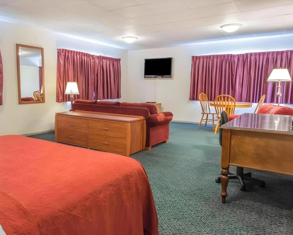 Quality Inn Royle Kittanning Экстерьер фото
