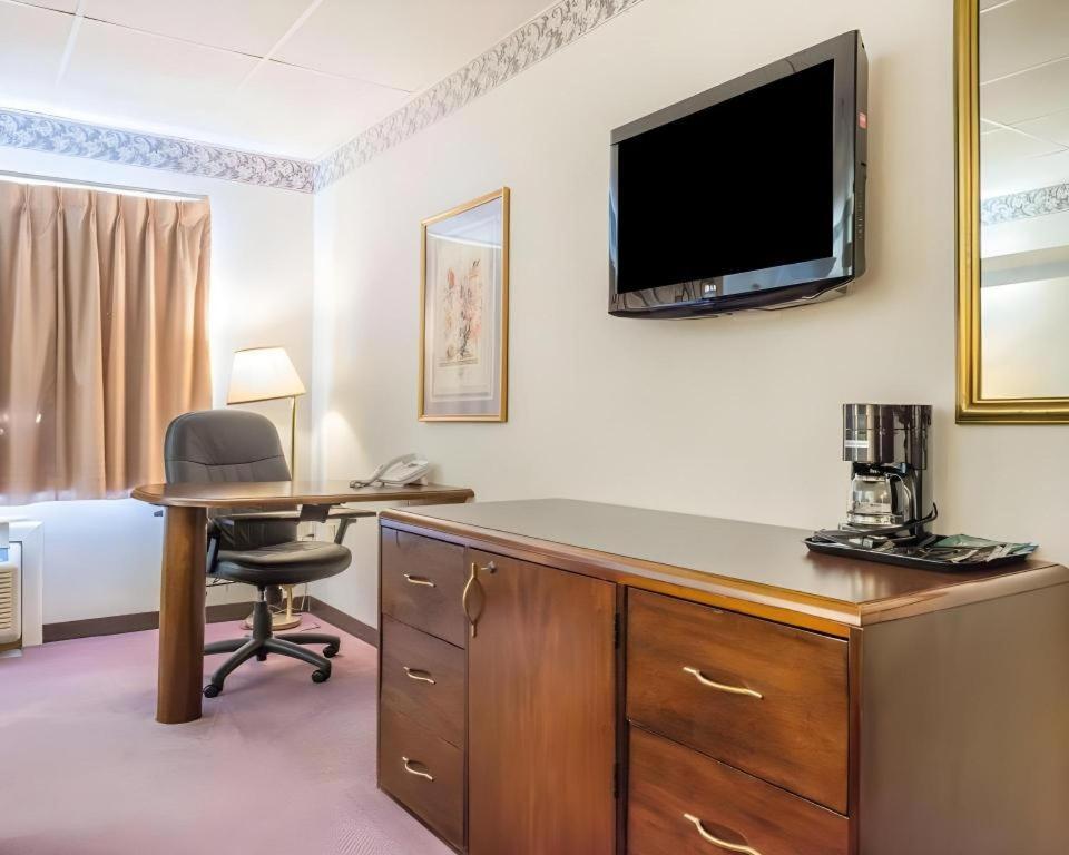 Quality Inn Royle Kittanning Экстерьер фото