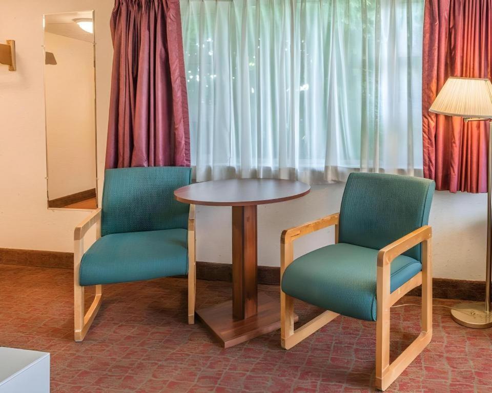 Quality Inn Royle Kittanning Экстерьер фото