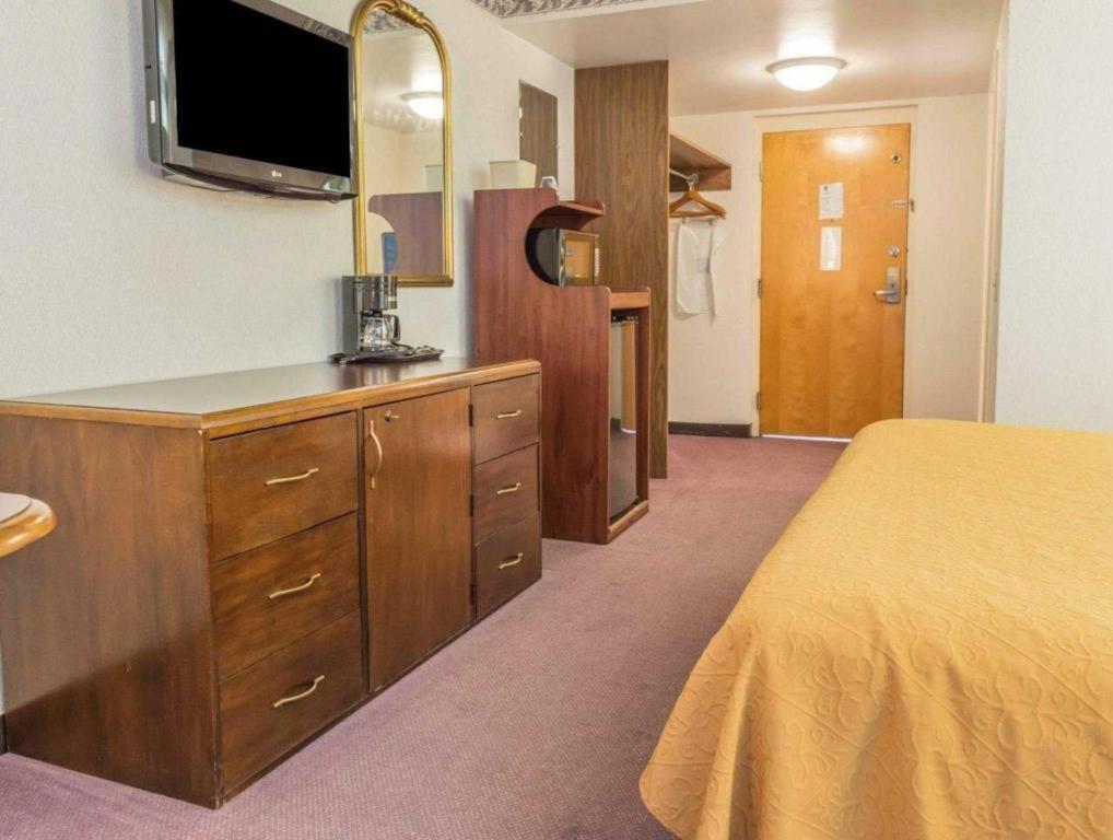 Quality Inn Royle Kittanning Экстерьер фото