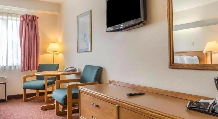 Quality Inn Royle Kittanning Экстерьер фото