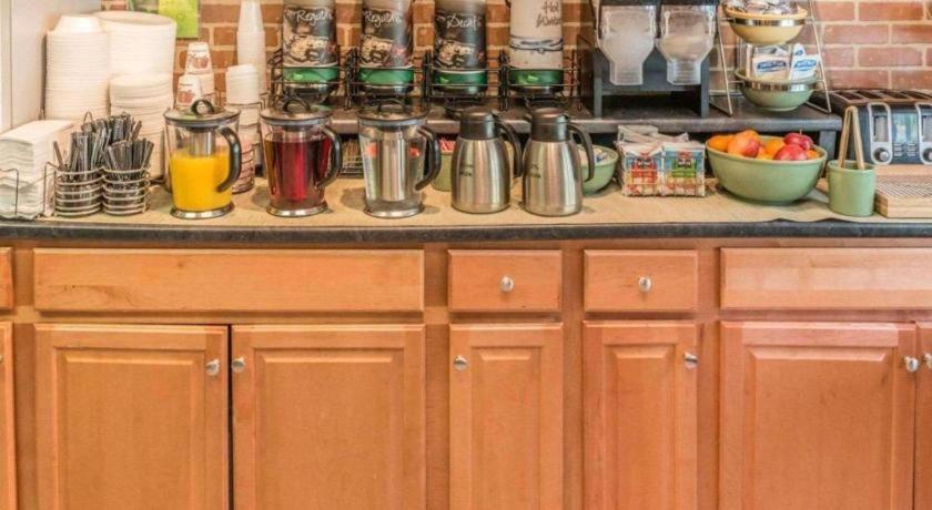 Quality Inn Royle Kittanning Экстерьер фото