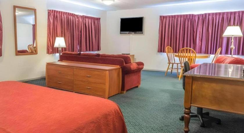 Quality Inn Royle Kittanning Экстерьер фото